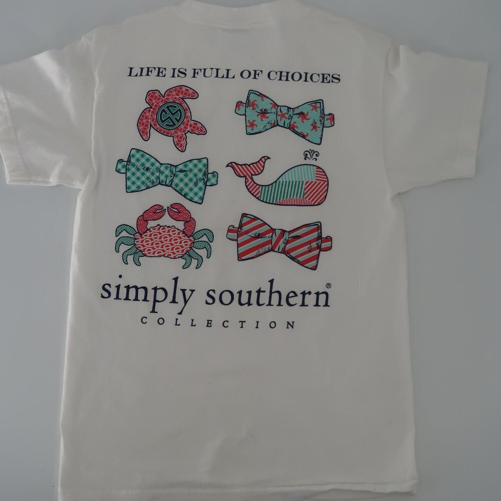 Simply Southern Life is Full of Choices White T-Shirt Size Small